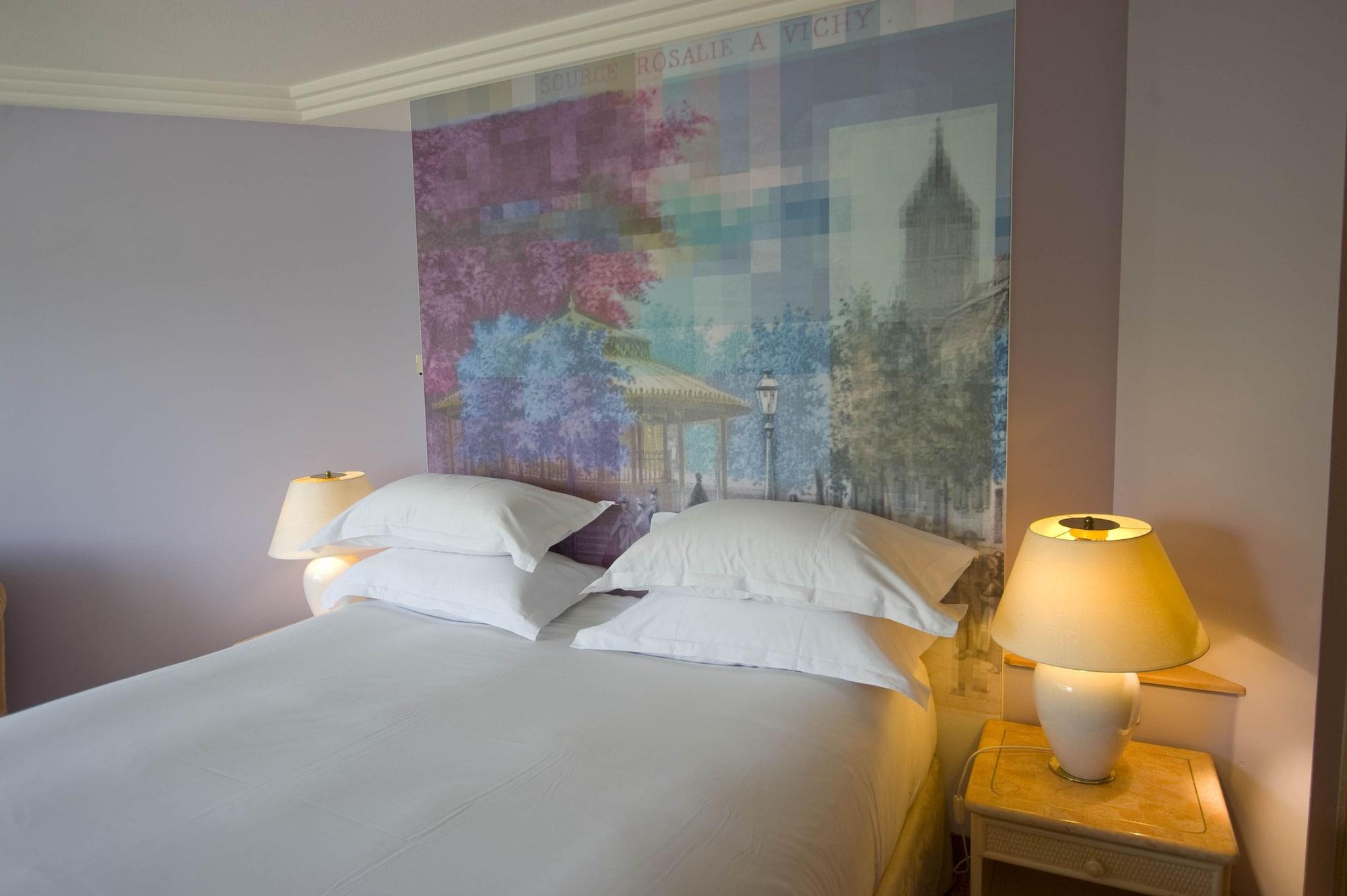 Celestins Spa Thermal & Hotel By Vy Resort Vichy Bagian luar foto A room at the hotel